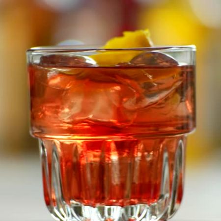 Cocktail cu vermut rosu 